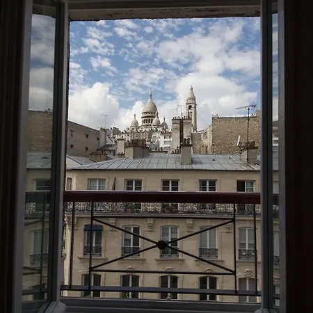 Montmartre 3* パリ