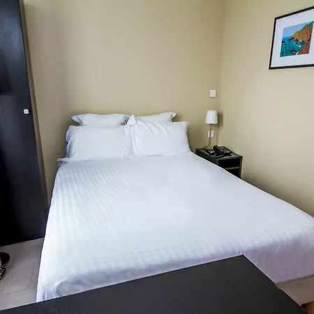Montmartre Hotel