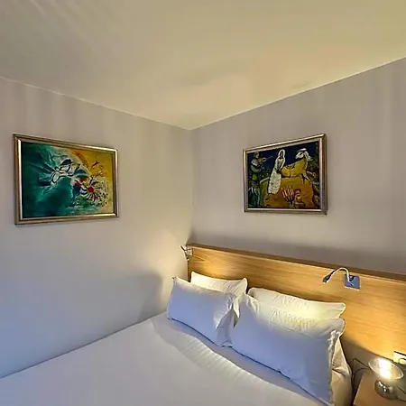Hotel Montmartre - Nouvellement Renove 2*