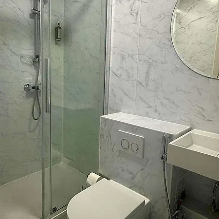 Hotel Montmartre - Nouvellement Renove