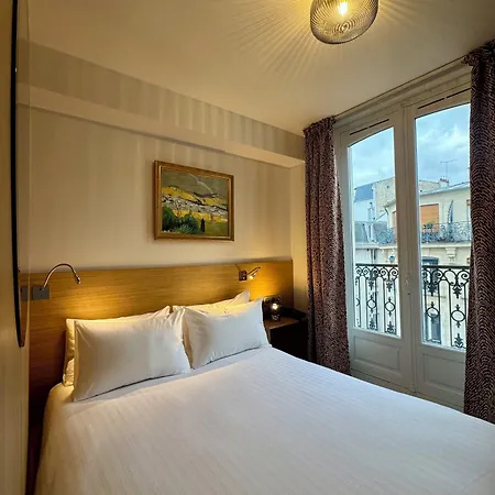Hotel Montmartre 2*