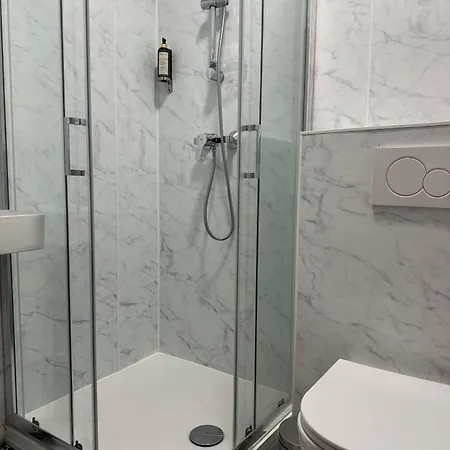 Hotel Montmartre 2*