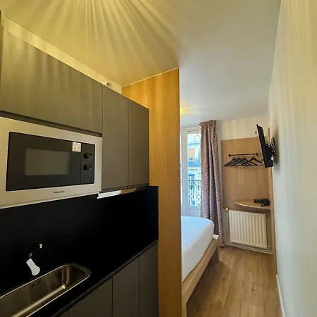 Montmartre Hotel Paris