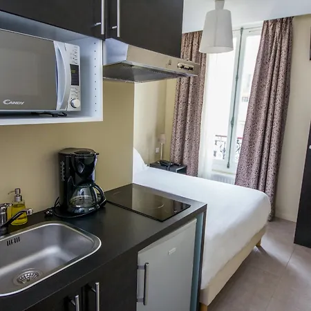 Montmartre Hotel 3*