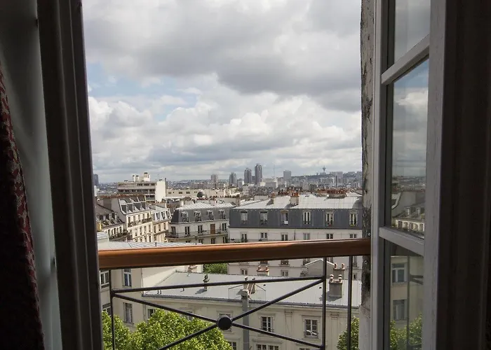 Montmartre Hotel Paris