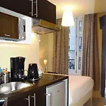Montmartre - Nouvellement Renove